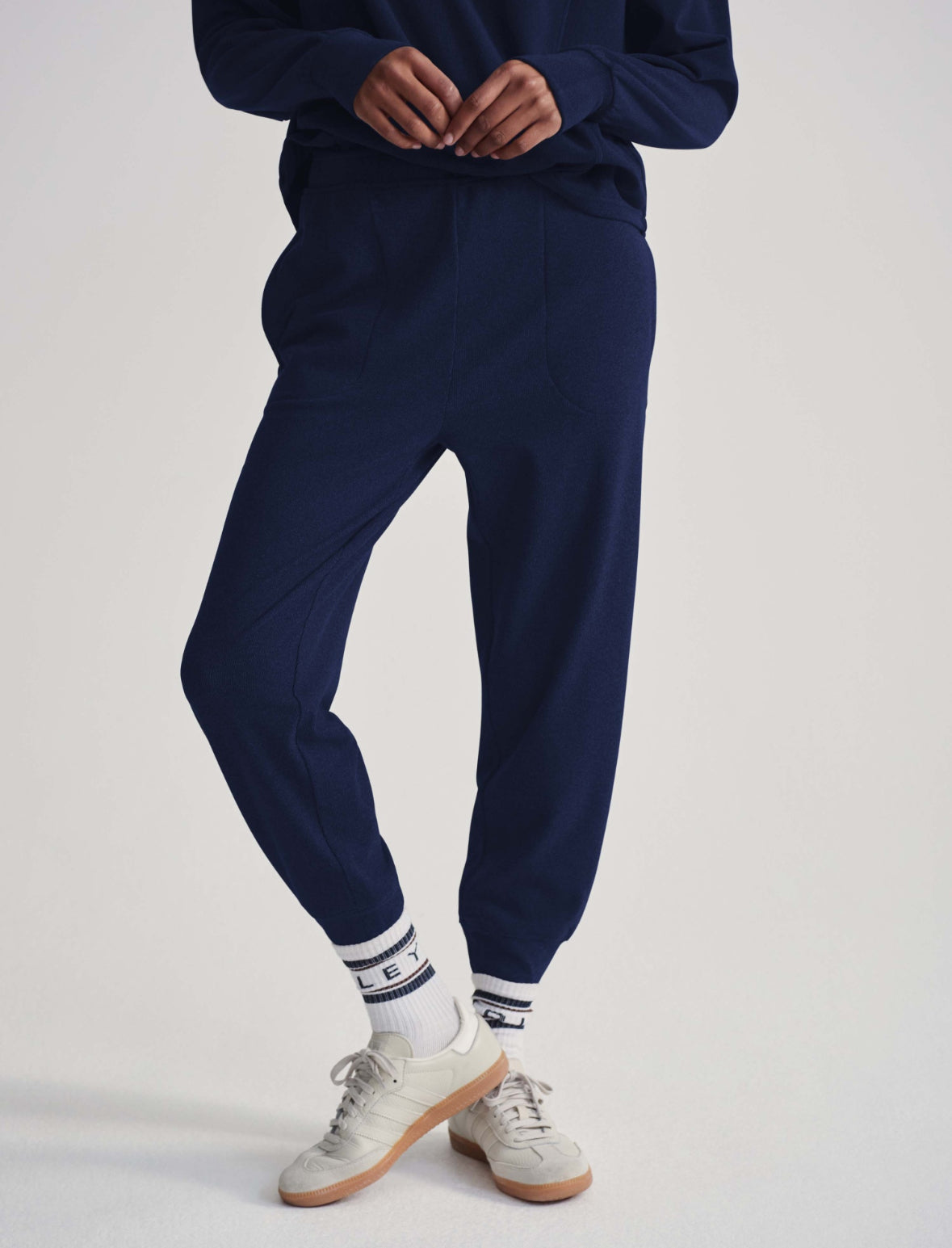 Varley Brushed Fleece Navy Pant 25 - Stylish In The Saddle