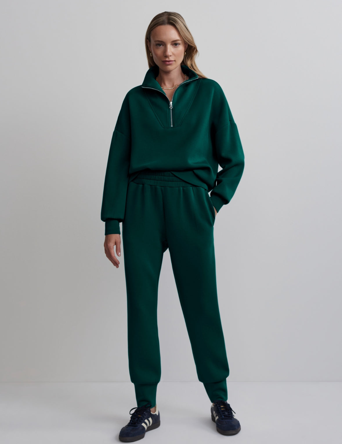 Varley Slim Cuff Pant Forest 27.5” - Stylish In The Saddle