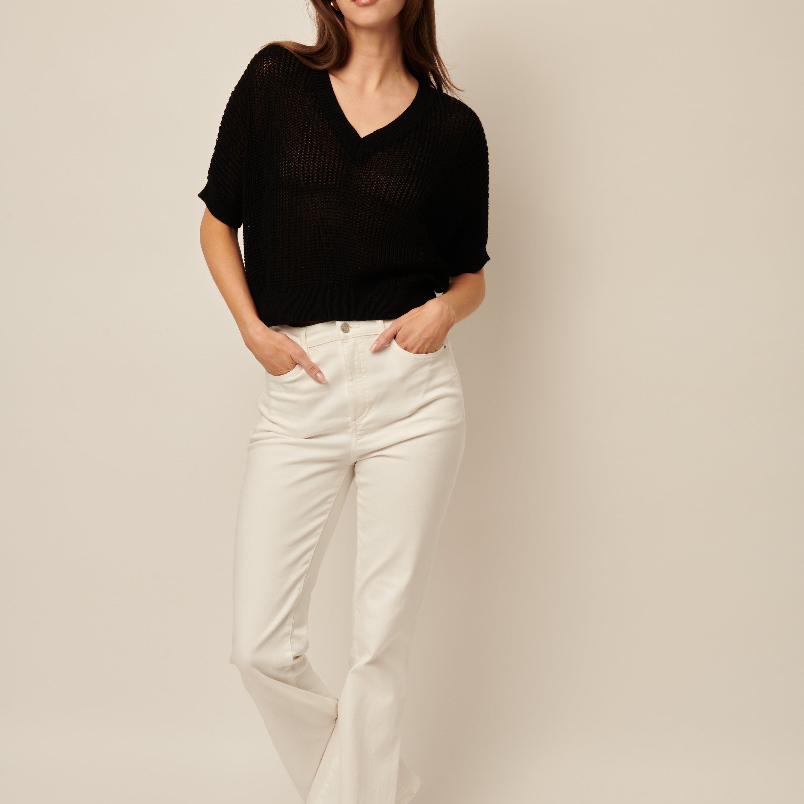 Piper Short Sleeve Knit V-Neck Pullover - Stylish In The Saddle