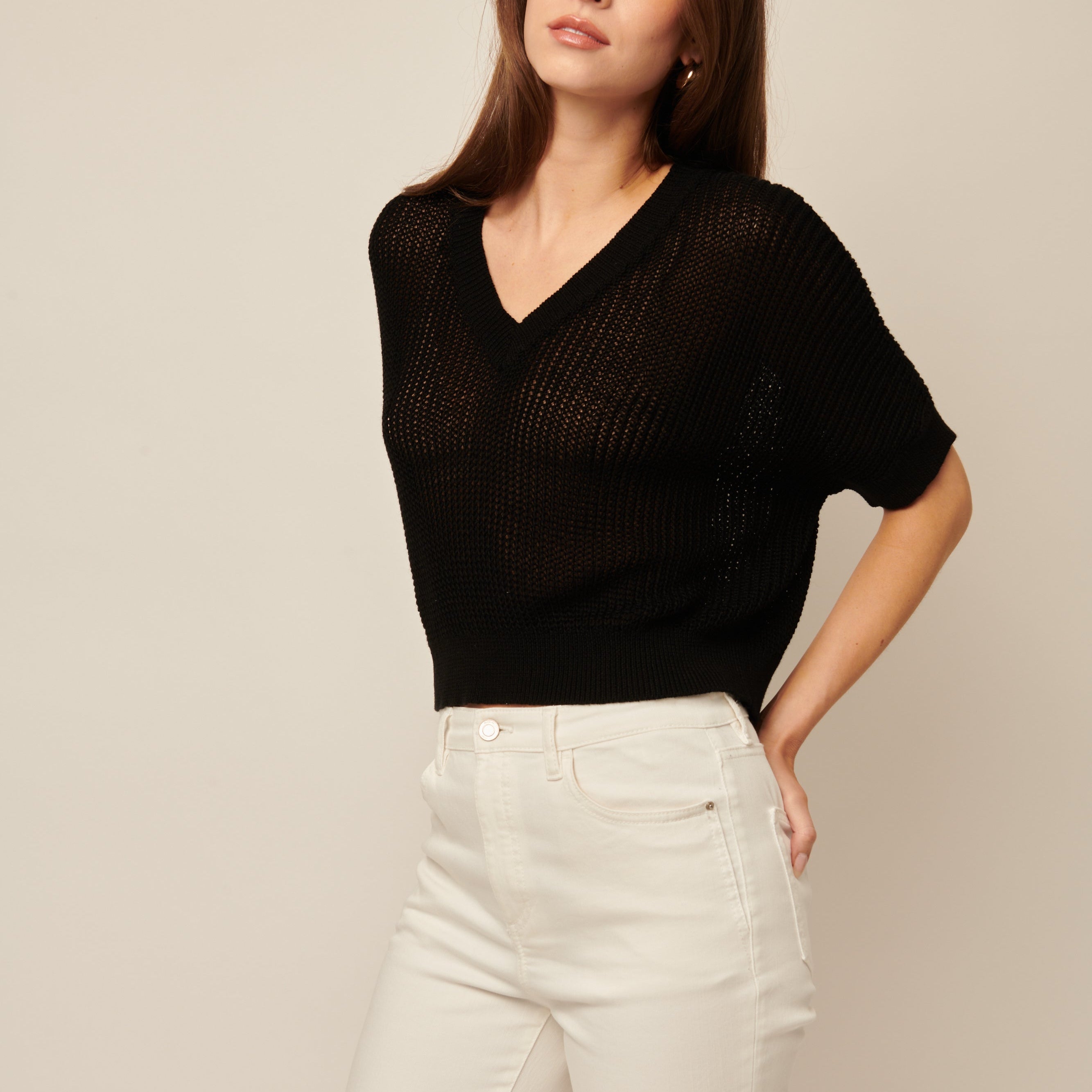 Piper Short Sleeve Knit V-Neck Pullover - Stylish In The Saddle