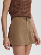 Nila Mid Rise Short 3.5