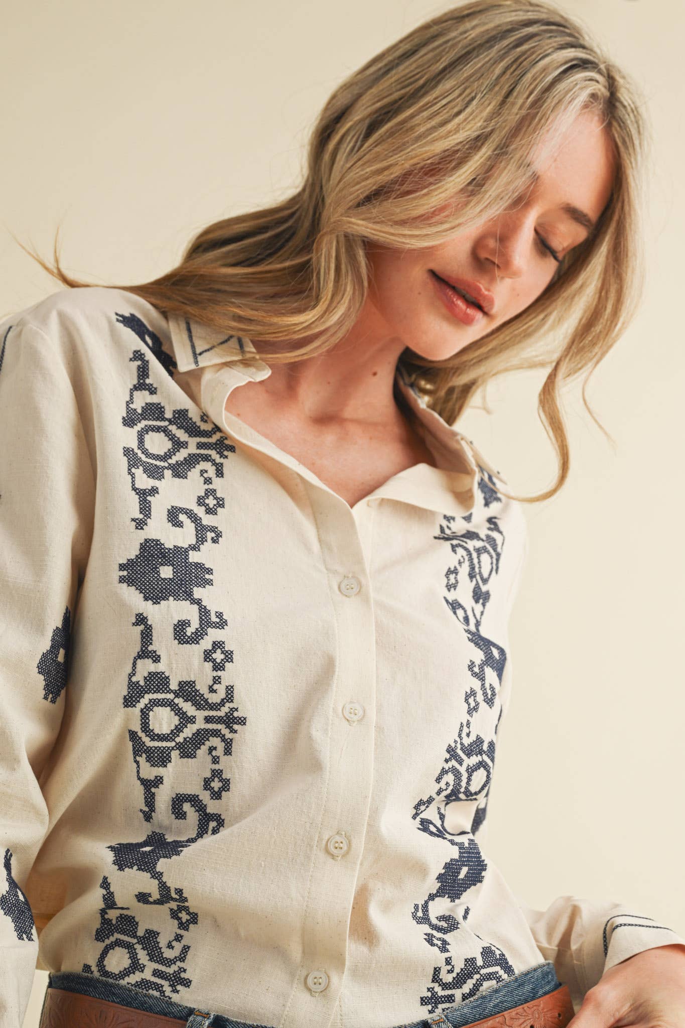 EMBROIDERED BUTTON UP TOP MTP4162 - Stylish In The Saddle
