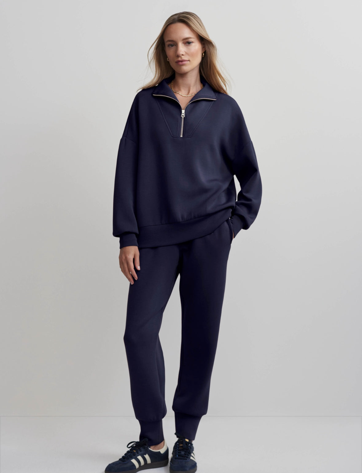 Varley Hawley Half Zip Sweatshirt in Blue Nights Blue M