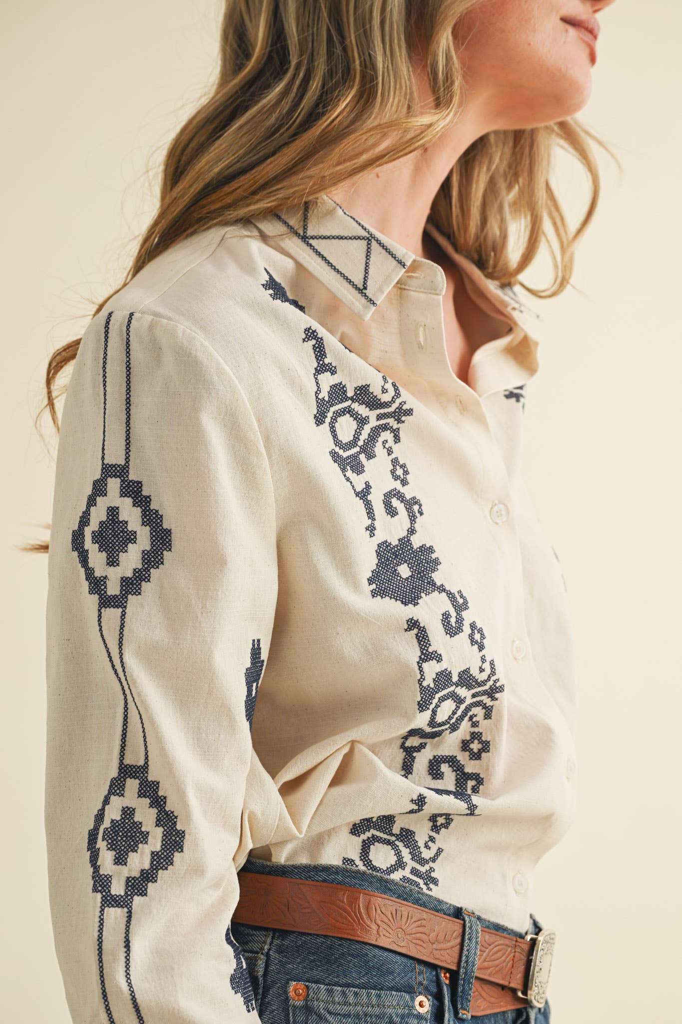 EMBROIDERED BUTTON UP TOP MTP4162 - Stylish In The Saddle