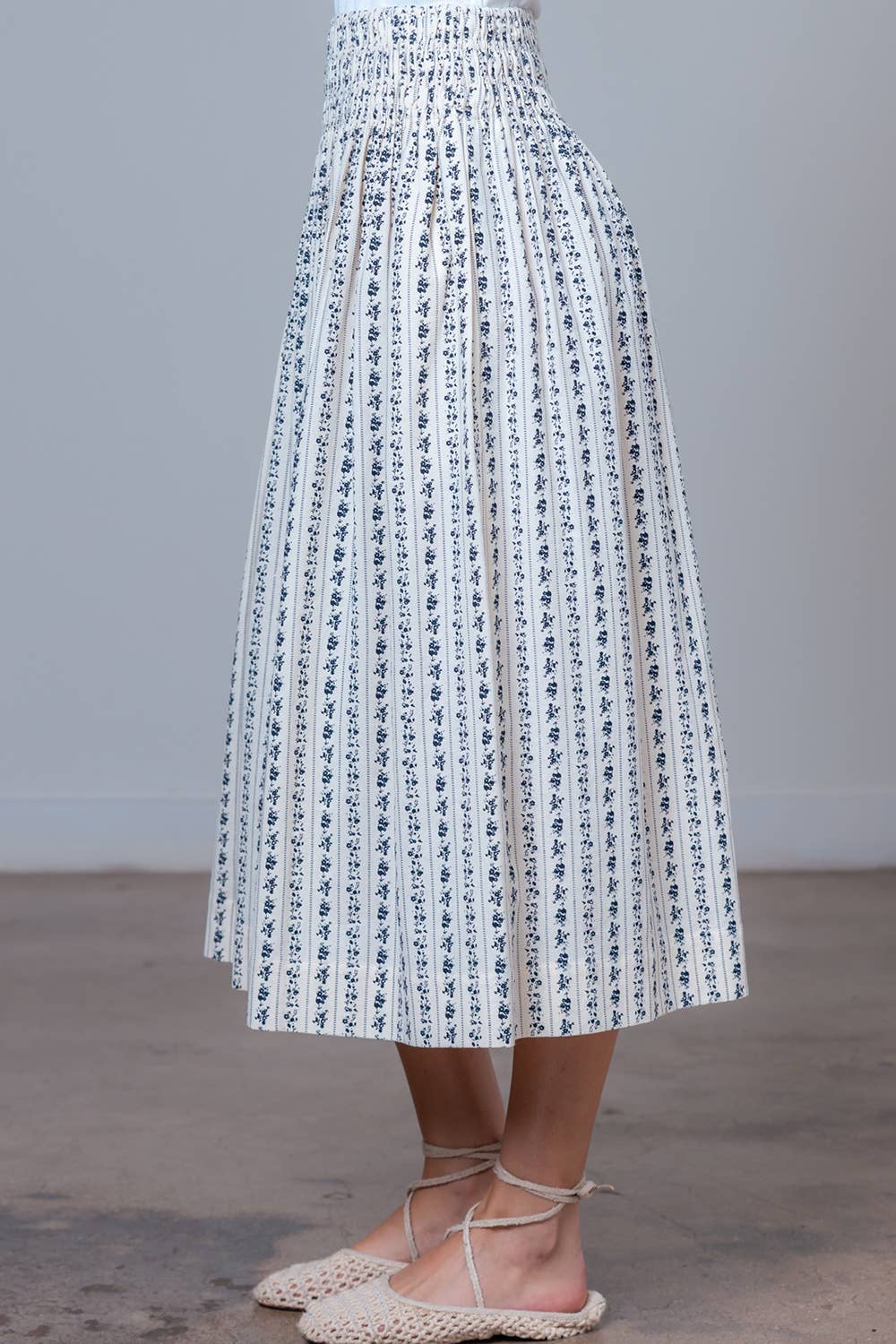 Ditsy Print Middy Skirt