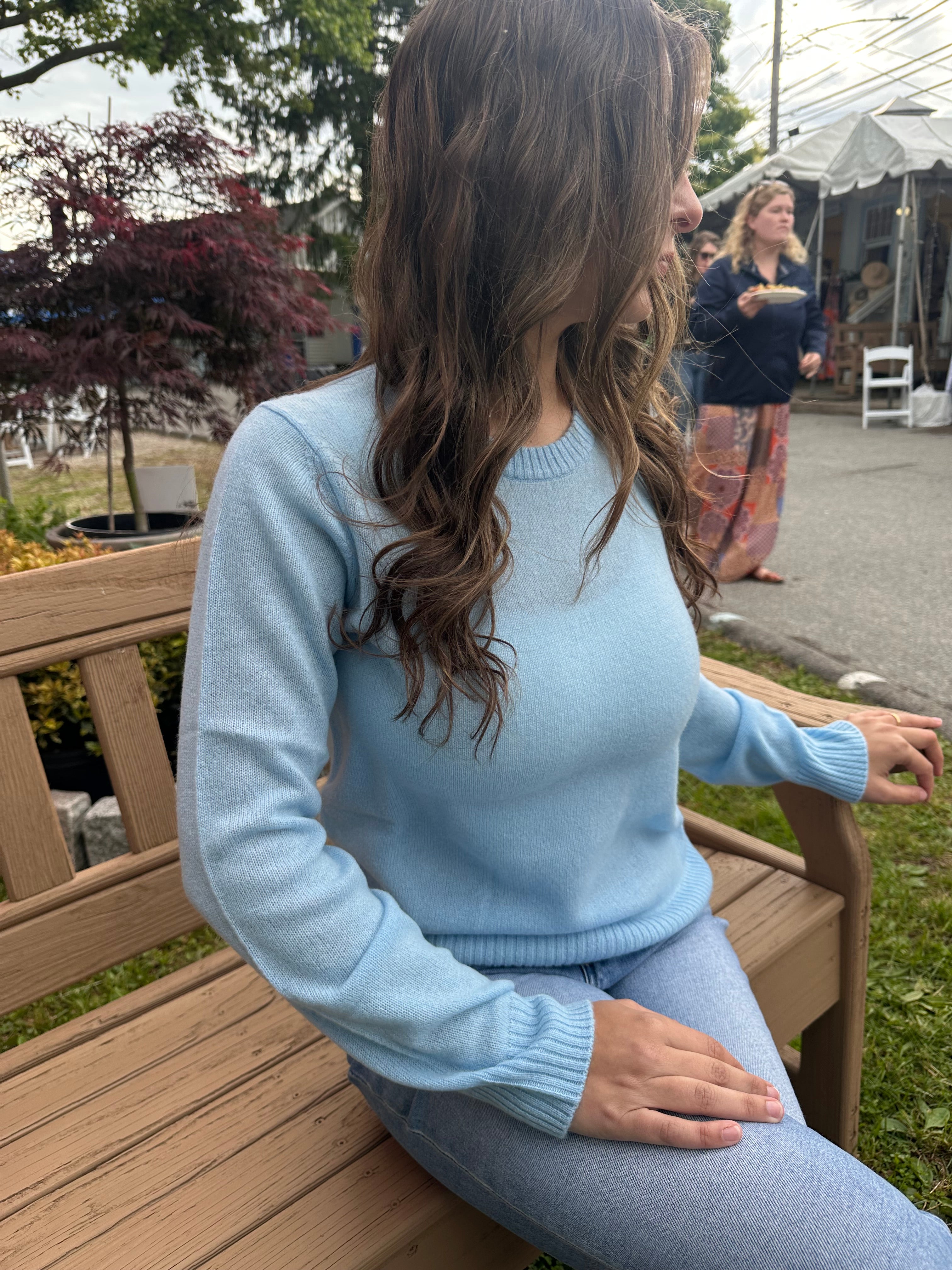 Cashmere Skyline Crew - Stylish In The Saddle