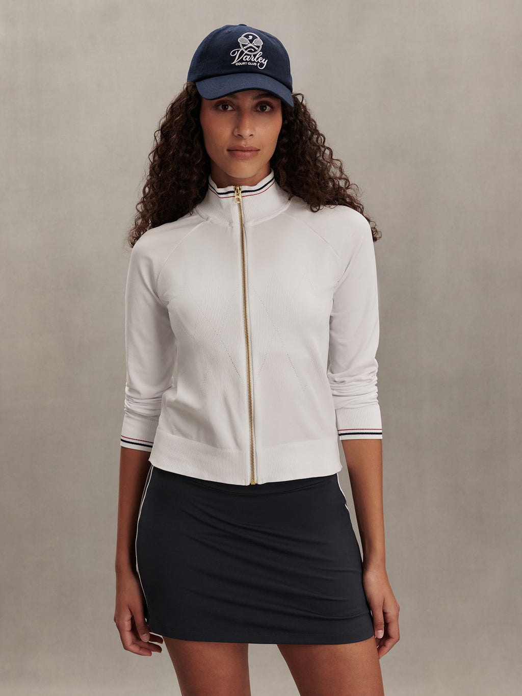 Len Seamless Zip Through