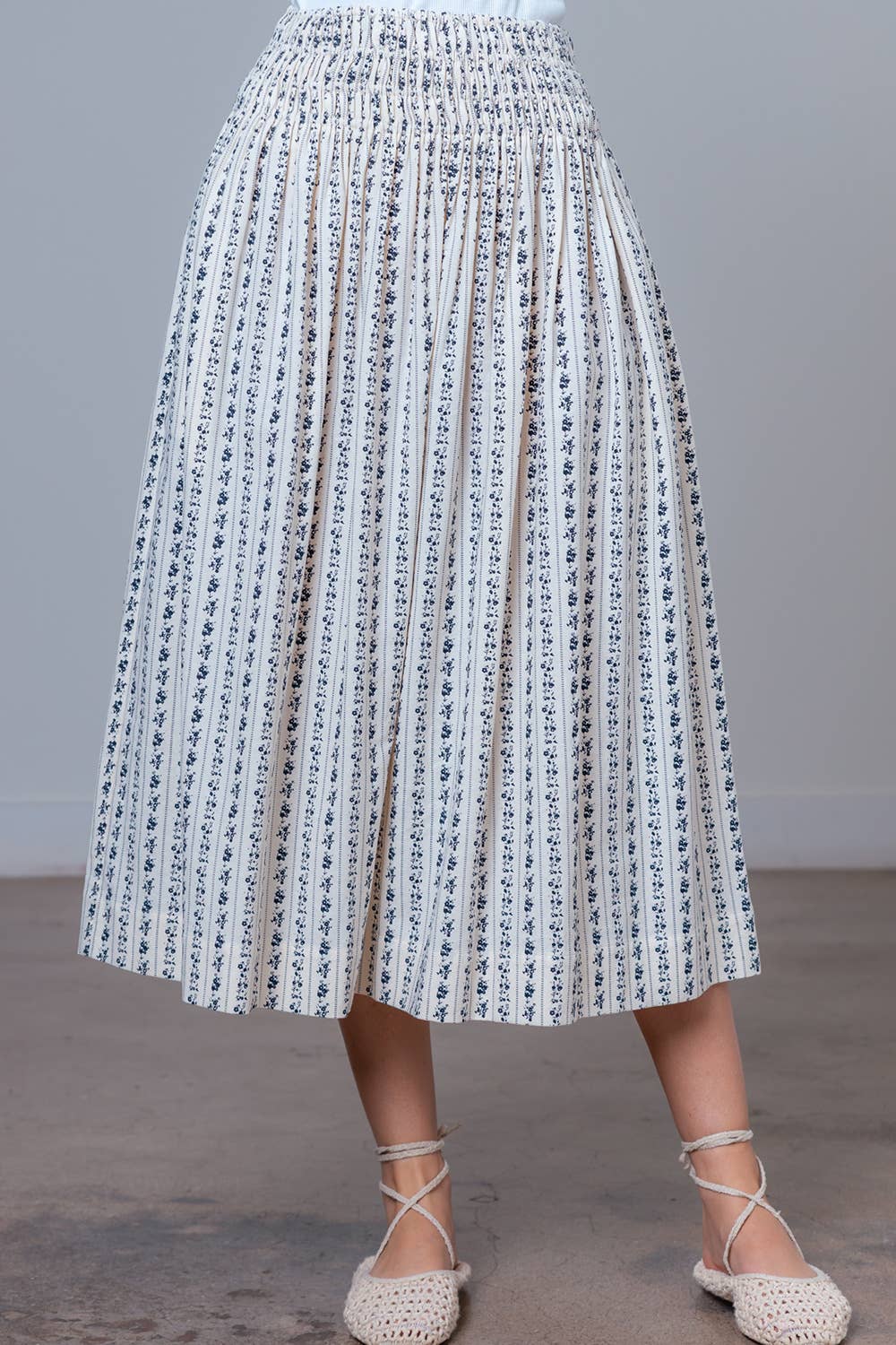 Ditsy Print Middy Skirt