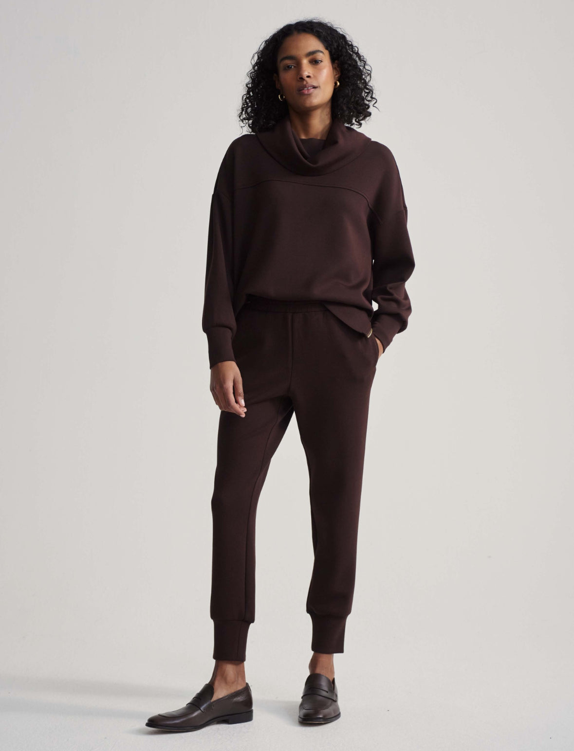 Varley Slim Cuff Pant Coffee 27.5” - Stylish In The Saddle