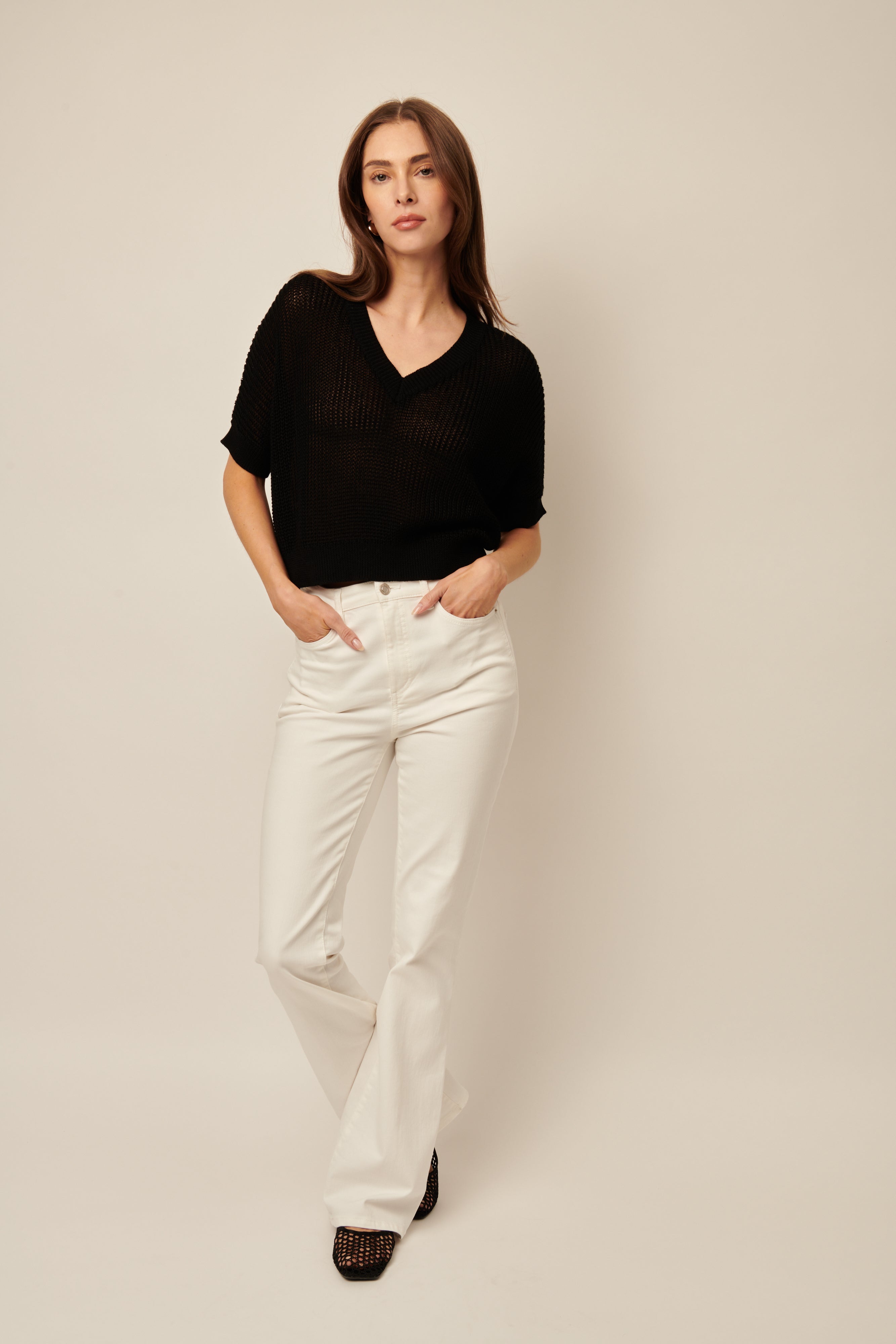 Piper Short Sleeve Knit V-Neck Pullover - Stylish In The Saddle