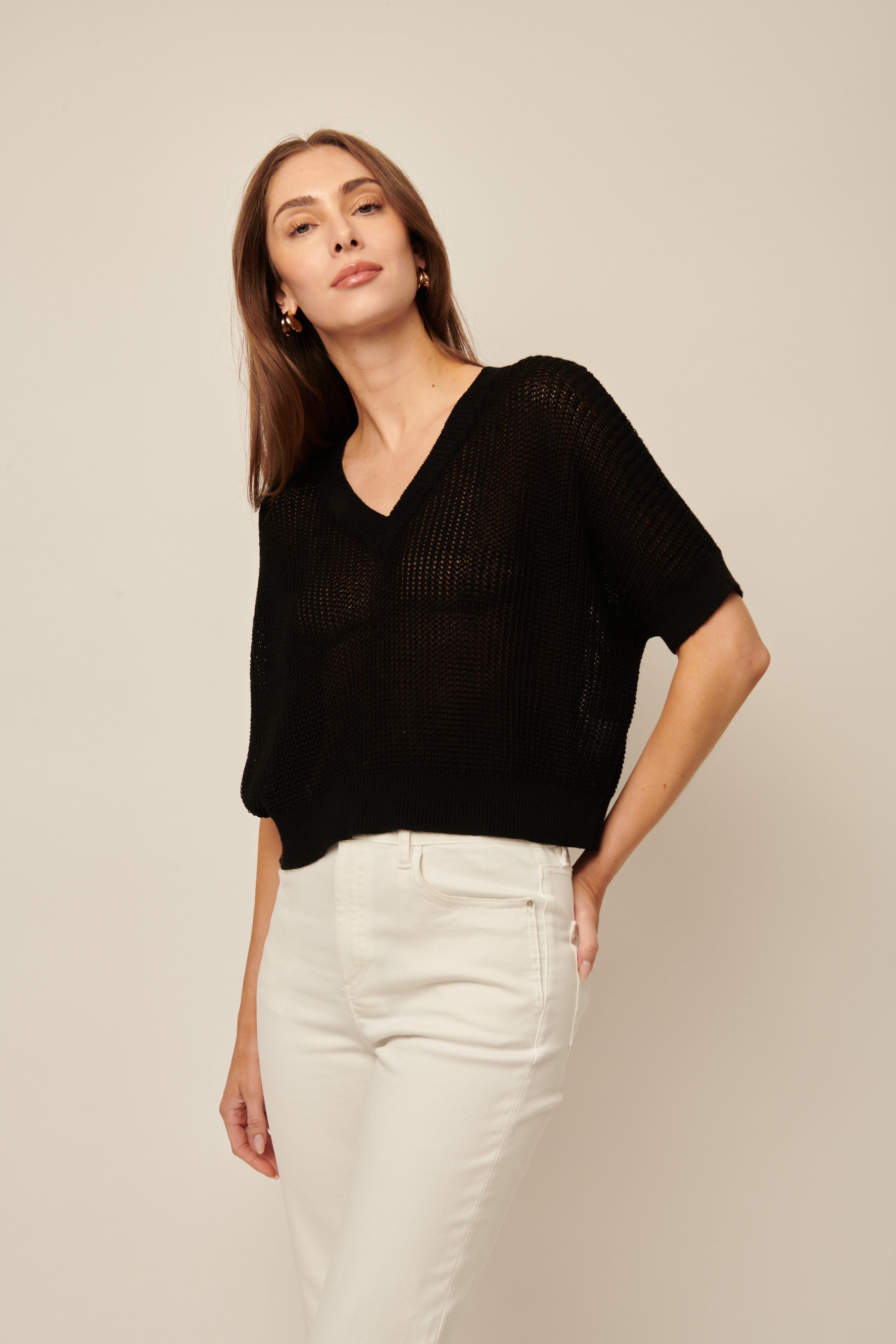 Piper Short Sleeve Knit V-Neck Pullover - Stylish In The Saddle